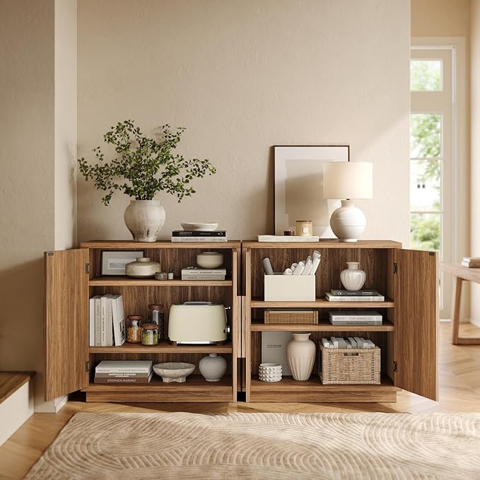 31.5'' Wood Sideboard Cabinet, Small Sideboard Buffet with Adjustable Shelf, Modular Credenza Accent Storage Console Cabinet with 2 Magnetic Doors for Entryway, Living Room, Kitchen, Walnut