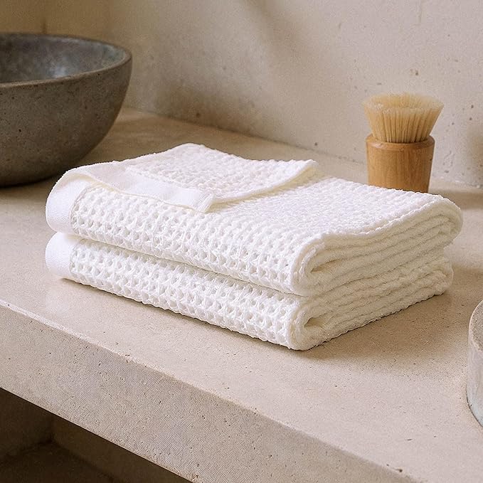 Italic Sedona Waffle Hand Towels – 410 GSM 100% Cotton, Set of 2, Lightweight, Quick-Drying & Textured Towels, White