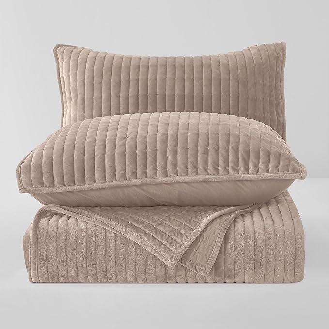 Wonderful Luxury Velvet Quilt - Striped Channel Stitch Apricot Beige Quilt Queen, Soft Velvet Lightweight Comforter, Pet-Friendly, Tear-resistant, Bedspread Coverlet Bedding Set for All Season,94"x94"
