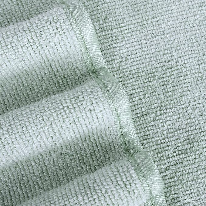 POLYTE Quick Dry Lint Free Microfiber Bath Sheet, 35 x 70 in, Pack of 2 (Green)