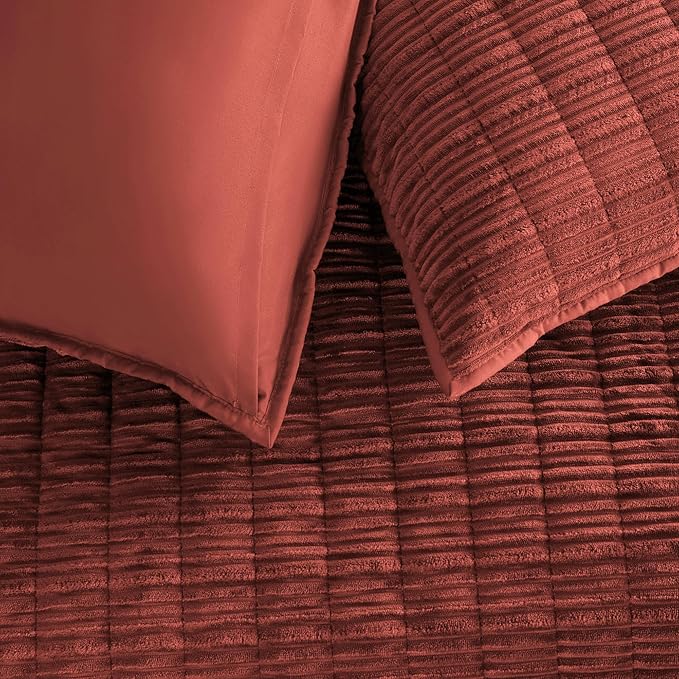 Wonderful Luxury Velvet Quilt - Striped Channel Stitch Red Quilt King, Soft Tufted Corduroy Lightweight Comforter, Pet-Friendly, Tear-Resistant, Bedspread Coverlet Bedding Set for All Season,106"x94"