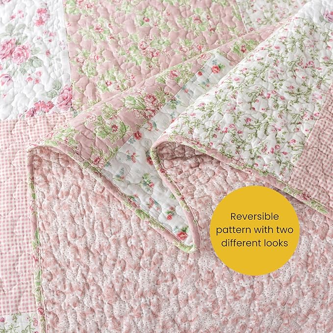 Soul & Lane Blush Bloom Cotton Quilt Set - Queen Size with 2 Shams, Floral Patchwork Quilted Comforter, Lightweight Country Pieced Bedspread in Blush and Pink, Roses Patch Work Bedding
