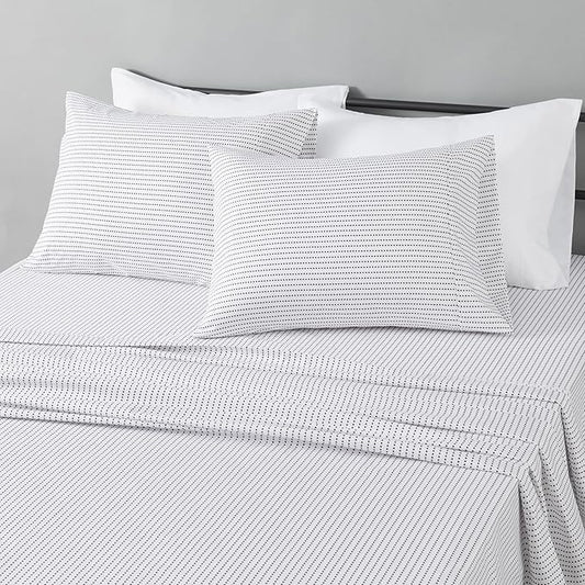 Amazon Basics Lightweight Microfiber 4-Piece Bed Sheet Set, Plum, Printed, Queen AmazonBasics