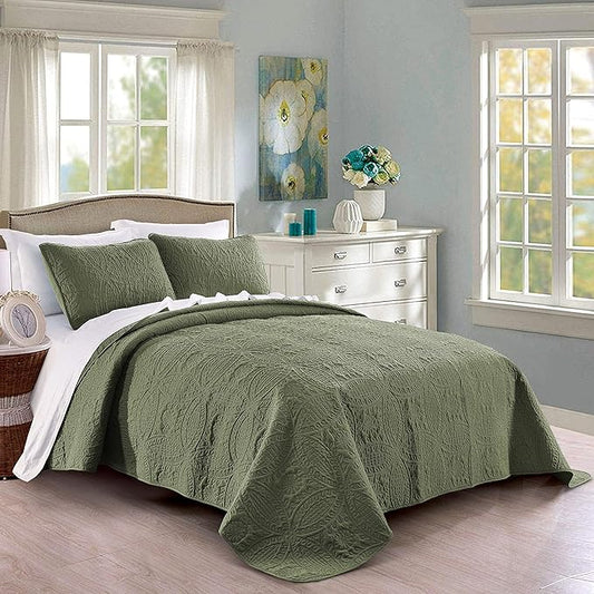 Pure Bedding Quilt Set Full/Queen Size Olive Green - Oversized Bedspread - Soft Microfiber Lightweight Coverlet for All Season - 3 Piece Includes 1 Quilt and 2 Shams, Geometric Pattern