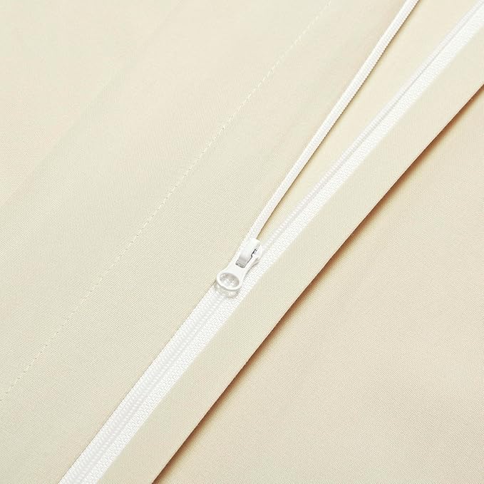 Amazon Basics Lightweight Microfiber 3-Piece Duvet Cover Set, Beige, Solid, Full/Queen