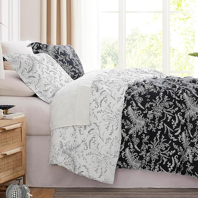 Southshore Fine Living, Inc. Reversible Floral Duvet Cover Full Size – Easy Care Full/Queen Bedding – Includes 1 Floral Duvet Cover and 2 Pillow Shams, Machine Washable, Winter Brush Black