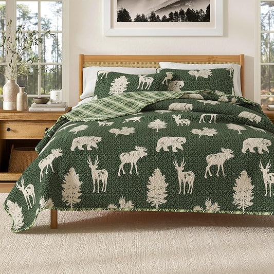 Great Bay Home Lodge Bedspread Full/Queen Size Quilt with 2 Shams. Cabin 3-Piece Reversible All Season Quilt Set. Rustic Quilt Coverlet Bed Set. Rio Ridge Collection (Forest Green).