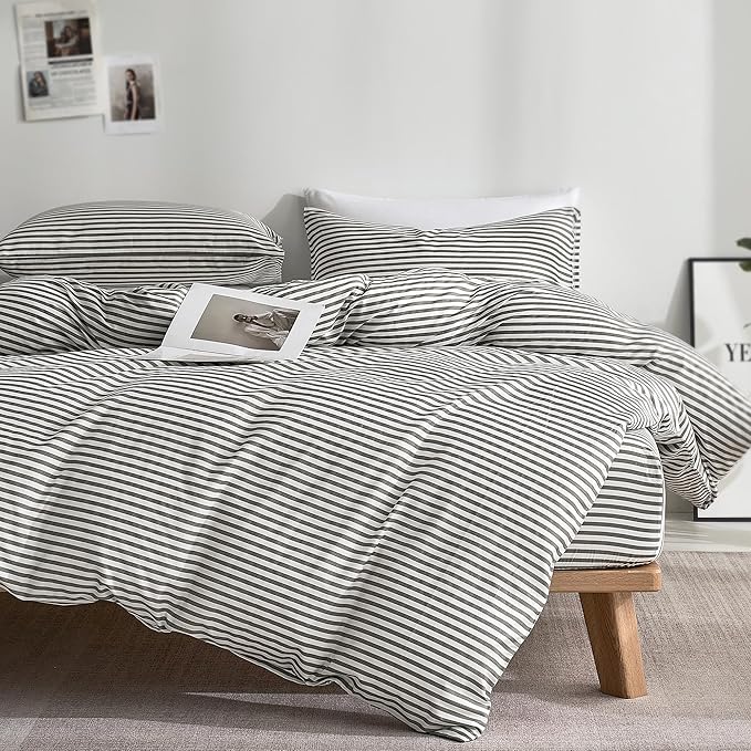 JELLYMONI Duvet Cover, 100% Natural Cotton, Printed Comforter Cover with Zipper Closure and Corner Ties (Over Queen 98×98 Inch, White Duvet Cover Set with Grey Stripes Pattern)