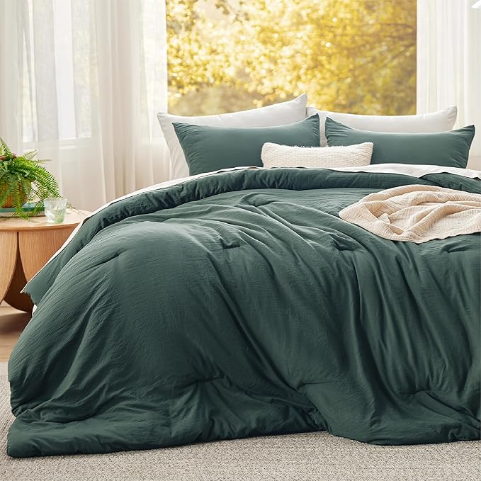 Bedsure Super King Plus Size Comforter Set, Forest Green Soft Prewashed Bedding for All Seasons, 3 Pieces GentleSoft™ Bed Set, 1 Lightweight Comforter (128"x120") and 2 Pillowcases (20"x36")