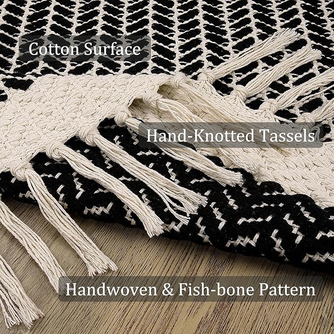 Lahome Boho Black and White Round Rug 3ft, Small Circle Bathroom Kitchen Rug Lightweight Washable Rugs for Entryway with Tassels, Farmhouse Cotton Non Shedding Round Mat for Bath Dorm Bedroom