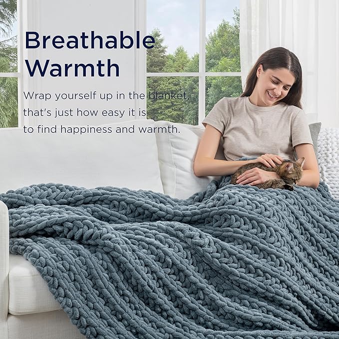 Maetoow Handmade 15 lb Soft Knitted Weighted Blanket, 72 x 48 in Breathable Chunky Knit Gravity Blanket Throw, Home Decor for Sofa Couch Bed, Airy Blue
