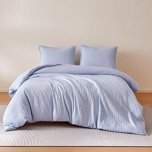 Amazon Basics Jacquard Geometric Microfiber 3-Piece Duvet Cover Set, Includes 1 Duvet Cover and 2 Pillow Shams, Full, Blue Striped