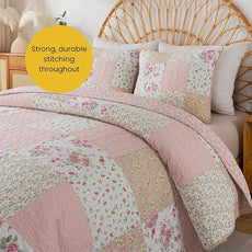 Soul & Lane Blush Bloom Cotton Quilt Set - Queen Size with 2 Shams, Floral Patchwork Quilted Comforter, Lightweight Country Pieced Bedspread in Blush and Pink, Roses Patch Work Bedding