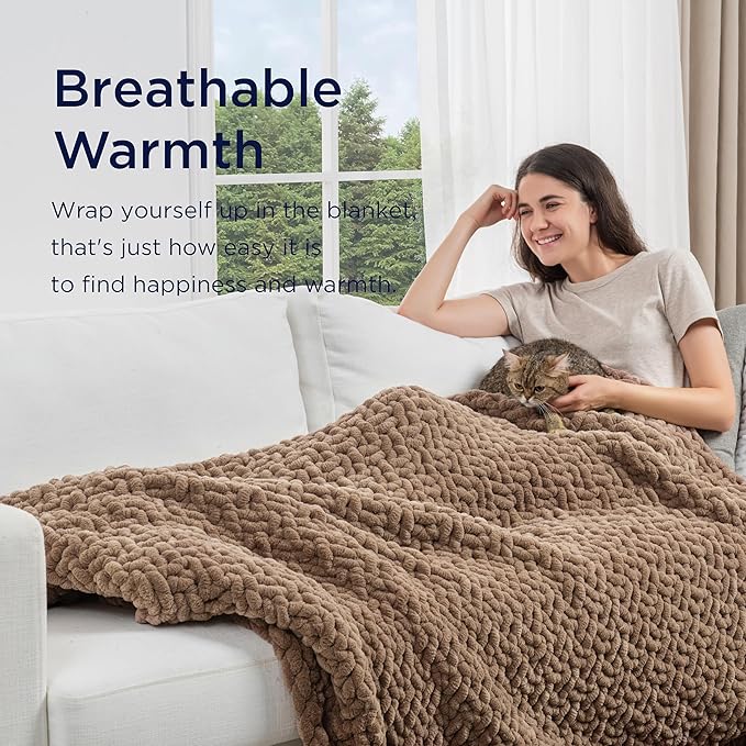 Maetoow Handmade 7 lb Soft Knitted Weighted Blanket, 40 x 60 Inch Breathable Chunky Knit Gravity Blanket Throw, Home Decor for Sofa Couch Bed, Brown