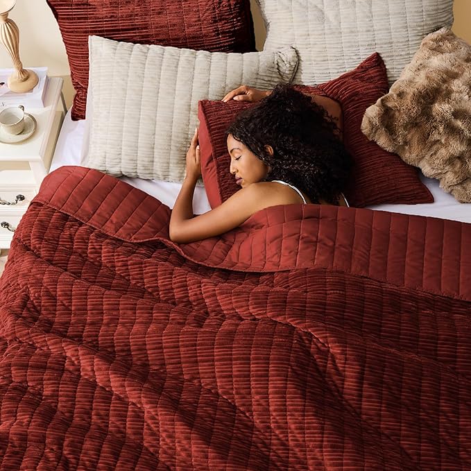 Wonderful Luxury Velvet Quilt - Striped Channel Stitch Red Quilt King, Soft Tufted Corduroy Lightweight Comforter, Pet-Friendly, Tear-Resistant, Bedspread Coverlet Bedding Set for All Season,106"x94"