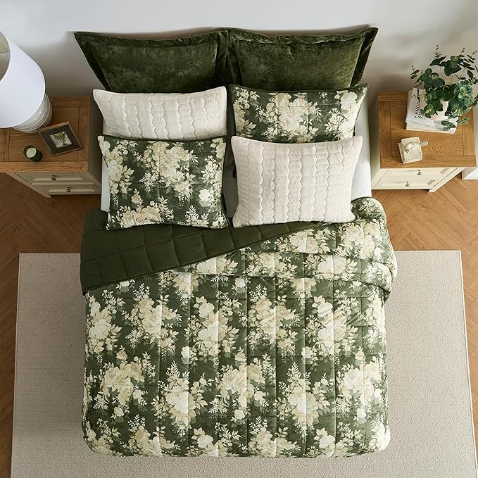 Wonderful Velvet Quilt Set, Box Stitched Army Green Velvet Lightweight Comforter Queen, Elegant Floral Printed, Pet-Friendly, Luxury Soft Cozy Bedspread Coverlet Bedding Set for All Season, 94"x94"