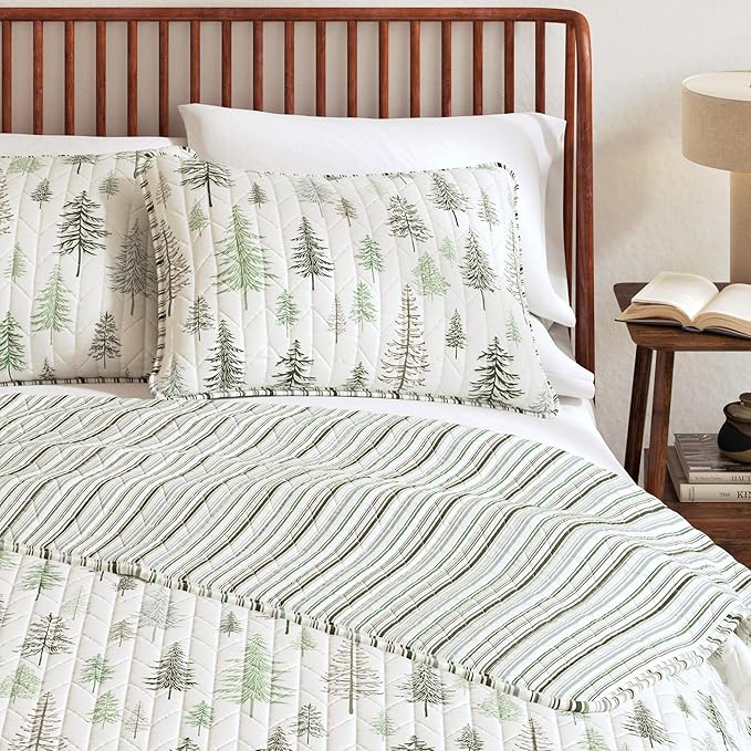 Great Bay Home 3-Piece Reversible Forest Cabin Bedspread Queen Quilt. All-Season, Comfortable, Soft Quilt Set - Truckee