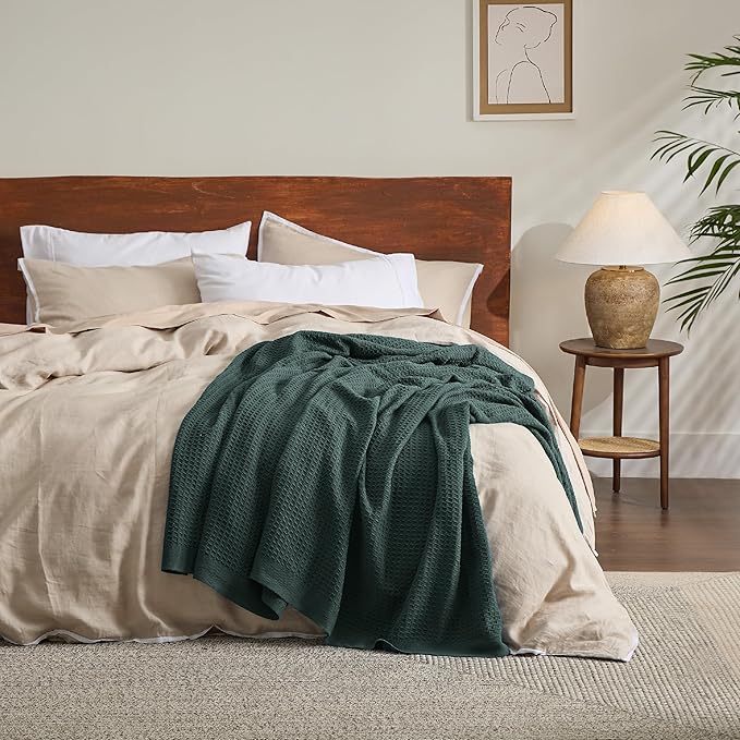 Bedsure Gentlesoft 100% Cotton Blanket Queen Size for Bed - Breathable and Soft, Thick Cozy Waffle Weave Christmas Blanket Gift for Women, Dark Green, 90x90 Inches