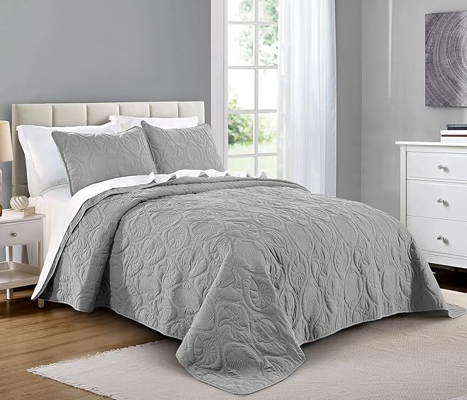 Pure Bedding Quilt Set Full/Queen Size Light Grey - Oversized Bedspread, Soft Microfiber Coverlet for All Season - Includes 1 Quilt and 2 Shams, Ocean Star Pattern