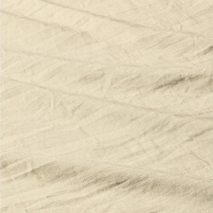 Amazon Basics Brushed Microfiber Comforter Set, Extra Soft with Natural Texture, 3-Piece, King, Beige