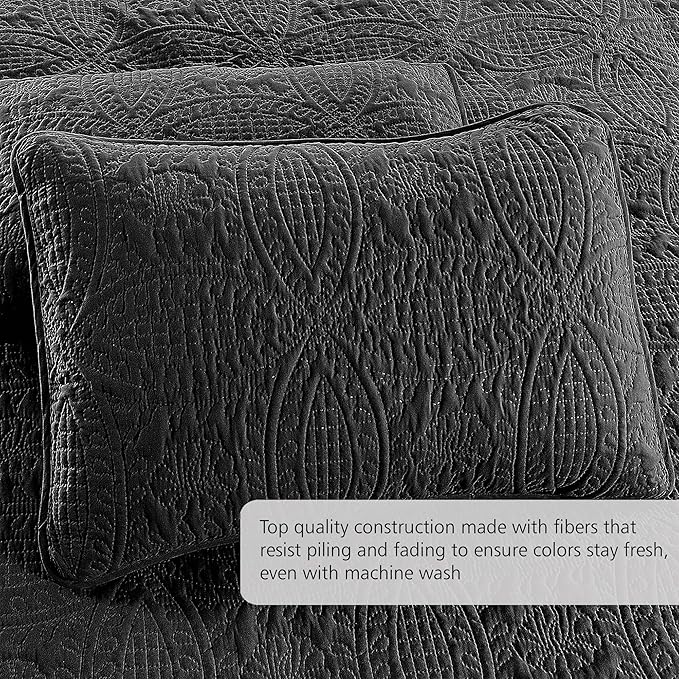Pure Bedding Quilt Set Full/Queen Size Black - Oversized Bedspread - Soft Microfiber Lightweight Coverlet for All Season - 3 Piece Includes 1 Quilt and 2 Shams, Geometric Pattern
