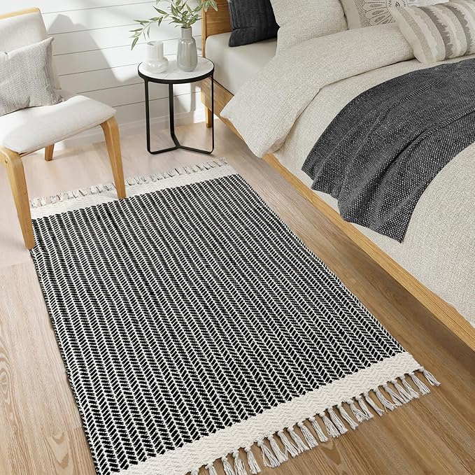 Lahome Boho Entryway Rug, 3x5 Rugs for Bedroom Lightweight Washable Throw Rug Woven Cotton Bathroom Carpet with Tassels, Farmhouse Black and White Rugs for Living Room Kitchen Office Dorm