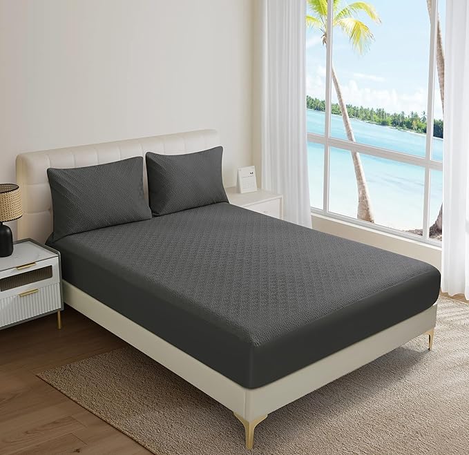 100% Waterproof Mattress Protector 18''Deep Pocket Breathable Incontinence Pads for Adults Kids Elderly Pets Machine Washable and Easy Care Bedwetting Pads (Black, 78''x80'',King)