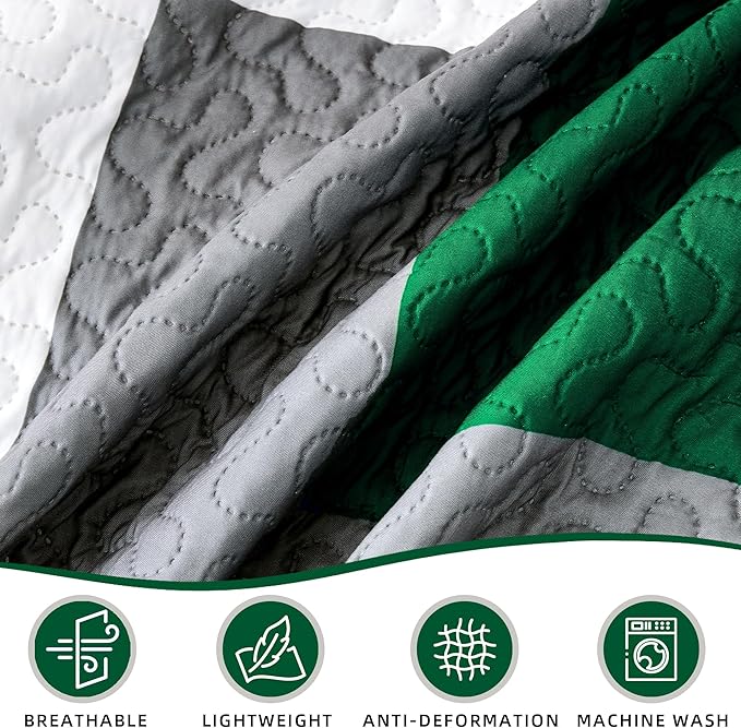 3 Piece Green Quilt Set Full/Queen Size Christmas Green Black Geometric Reversible Bedding Set Microfiber Lightweight Bedspread Coverlet with 2 Shams Modern Bed Cover for All Season, 90''x96''