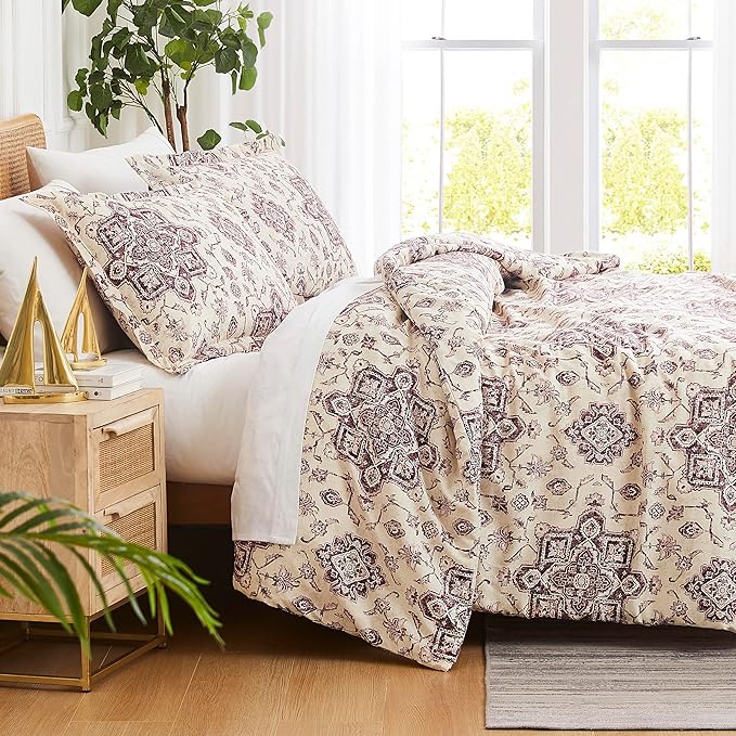 Southshore Fine Living, Inc. Persian Print Queen Size Duvet Cover Set, – Easy Care Full/Queen Bedding – Includes 1 Duvet Cover and 2 Pillow Shams, Machine Washable, Persia Purple