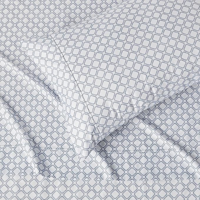 Amazon Basics Lightweight Microfiber 3-Piece Bed Sheet Set, Aqua, Printed, Twin XL AmazonBasics