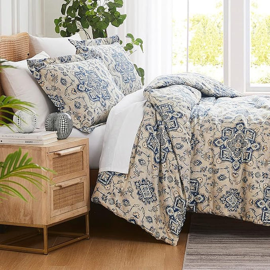 Southshore Fine Living, Inc. Persian Print Oversized Duvet Cover Set, Full/Queen – Lightweight Queen Size Bedding Set, Includes 1 Duvet Cover and 2 Pillow Shams, Stain-Resistant, Persia Indigo