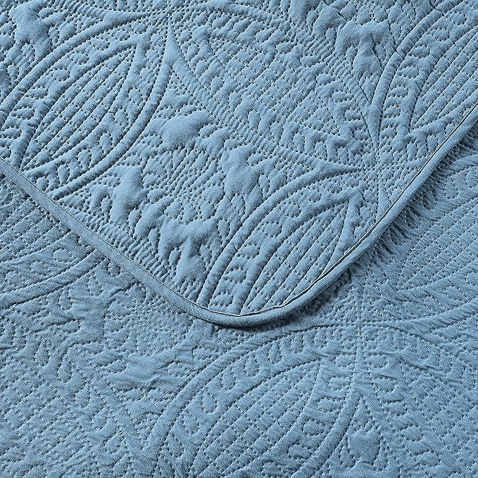 Quilt Set King/Cal King/California King Size Ash Blue - Oversized Bedspread - Soft Microfiber Lightweight Coverlet for All Season - 3 Piece Includes 1 Quilt and 2 Shams, Geometric Pattern
